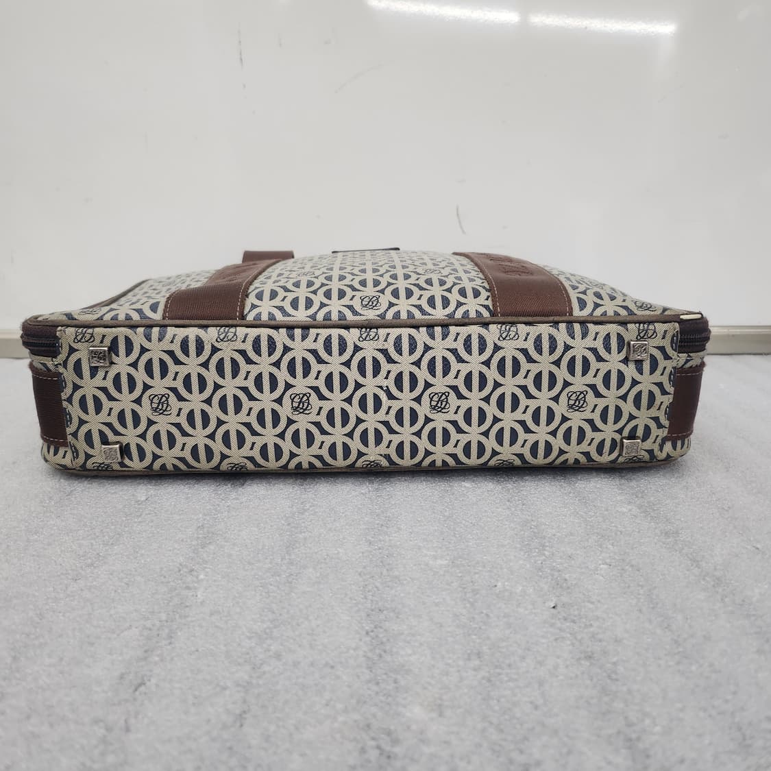 루이까또즈 모노그램 패턴 백 27x34cm 상품이미지6