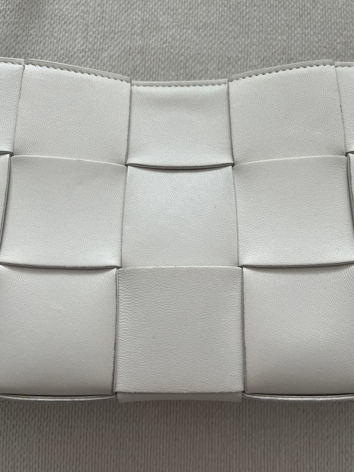 보테가베네타 카세트 숄더백 상품이미지4