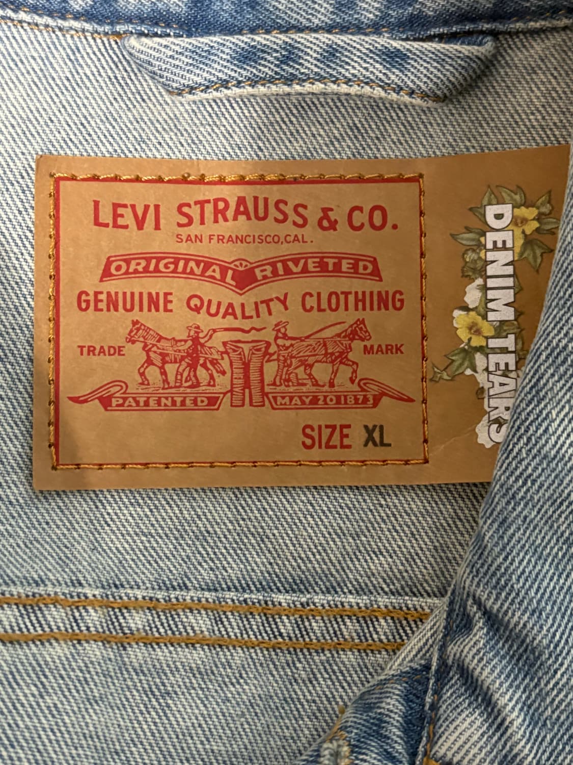 데님티어스 리바이스 자켓 XL 판매합니다 상품이미지3