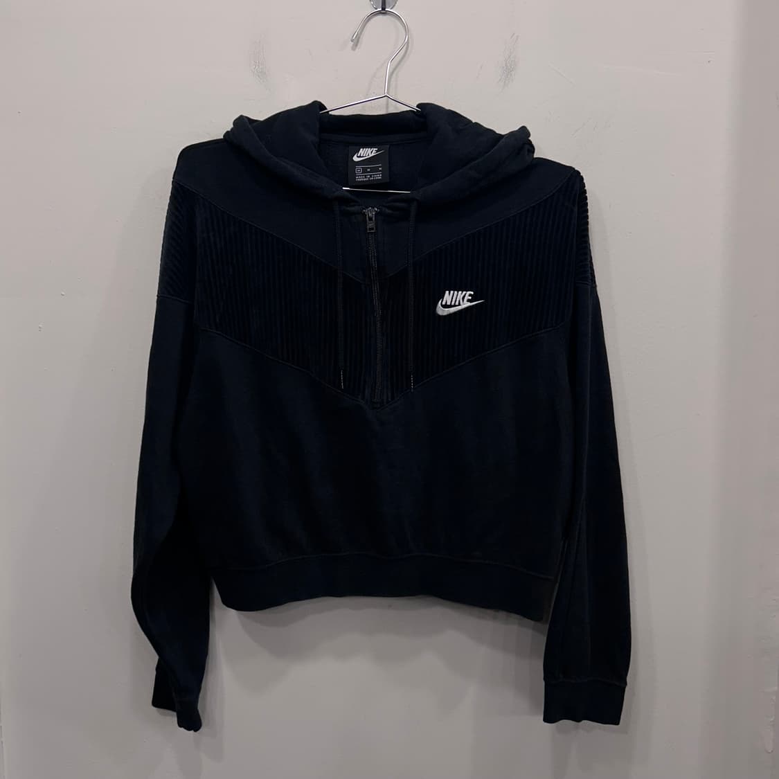 나이키 스우시 벨벳포인트 크롭 후드 아노락 상품이미지2