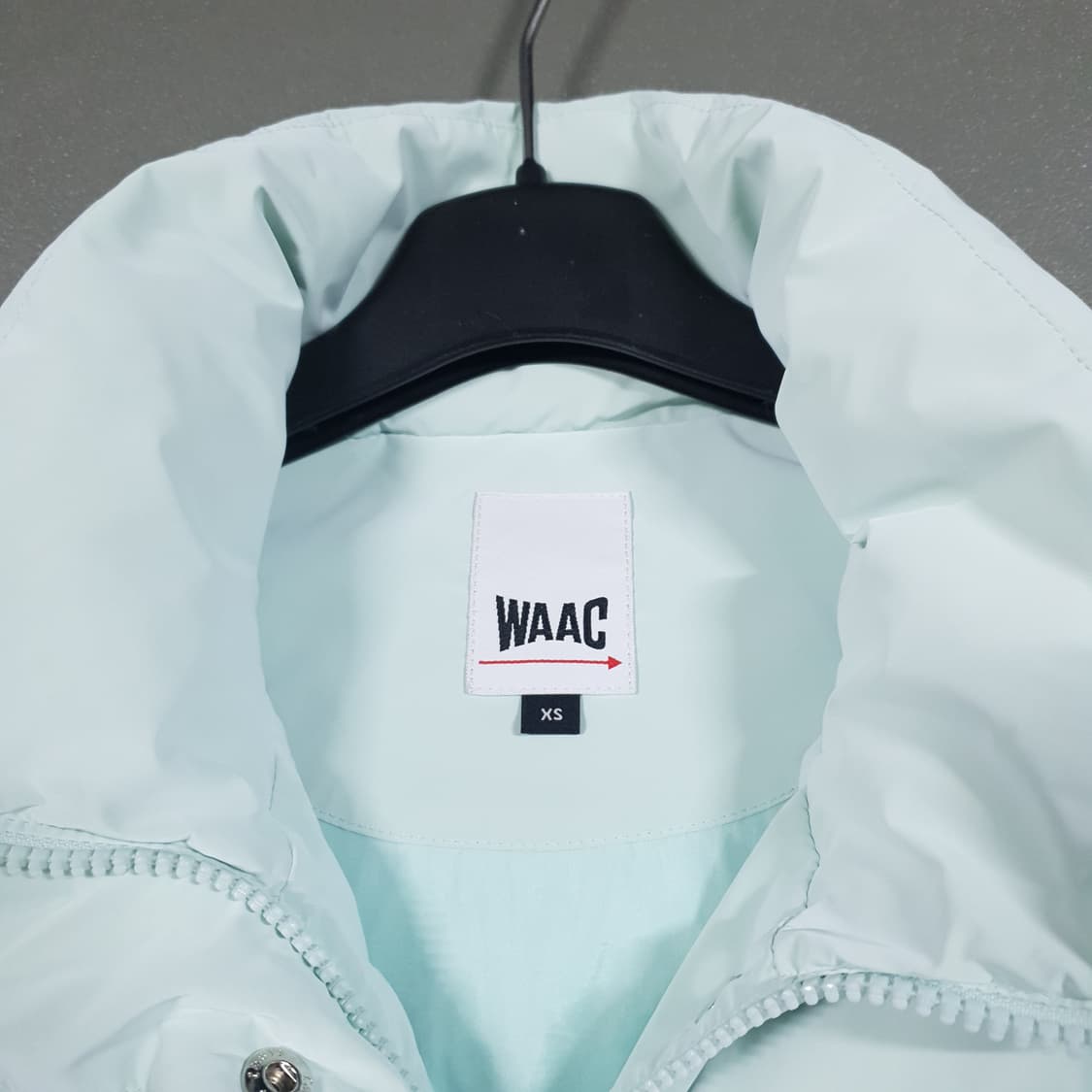 실측 66) 왁 골프 신형 24FW 디테처블 슬리브 구스 다운 패딩 점퍼 상품이미지4