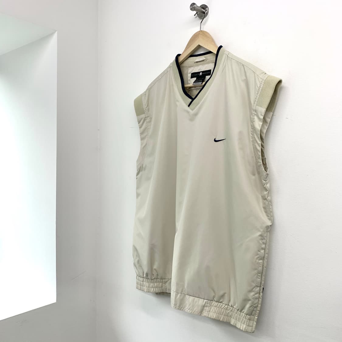 나이키 스우시 타이거 우즈 아이보리 베스트 상품이미지4