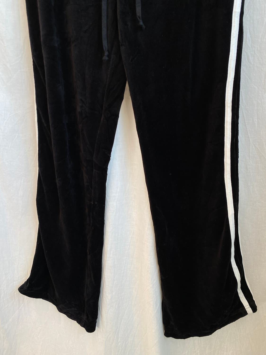 블랙 벨벳 트레이닝팬츠(L) 상품이미지4