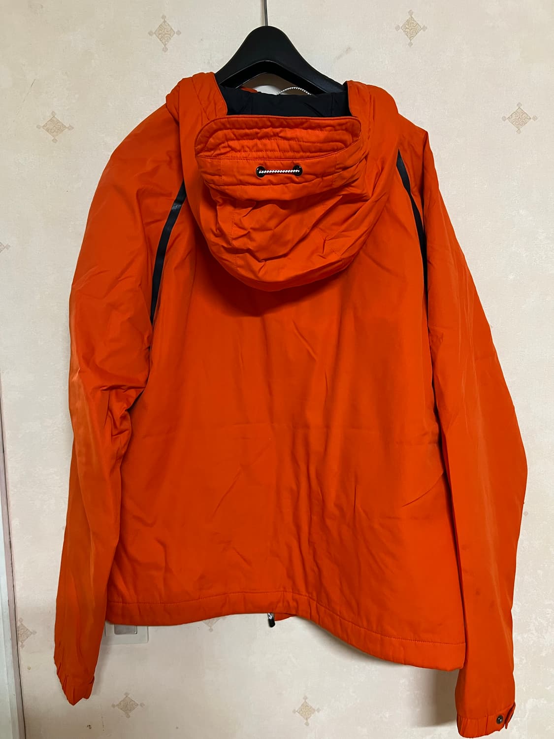 라코스테 LIVE 오렌지색 점퍼입니다 상품이미지6