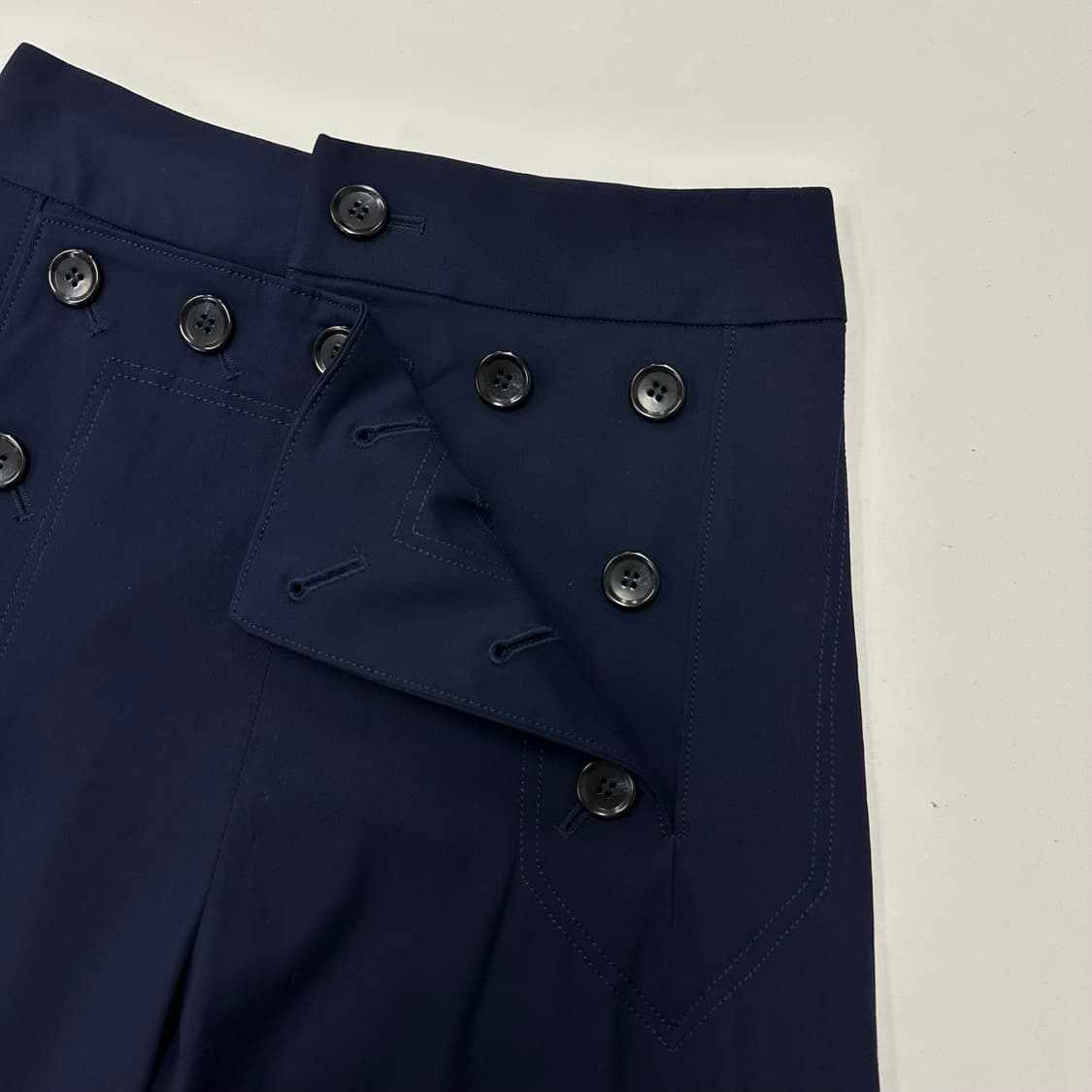 장폴고티에 버튼 레이스 디자인 와이드 팬츠 상품이미지4