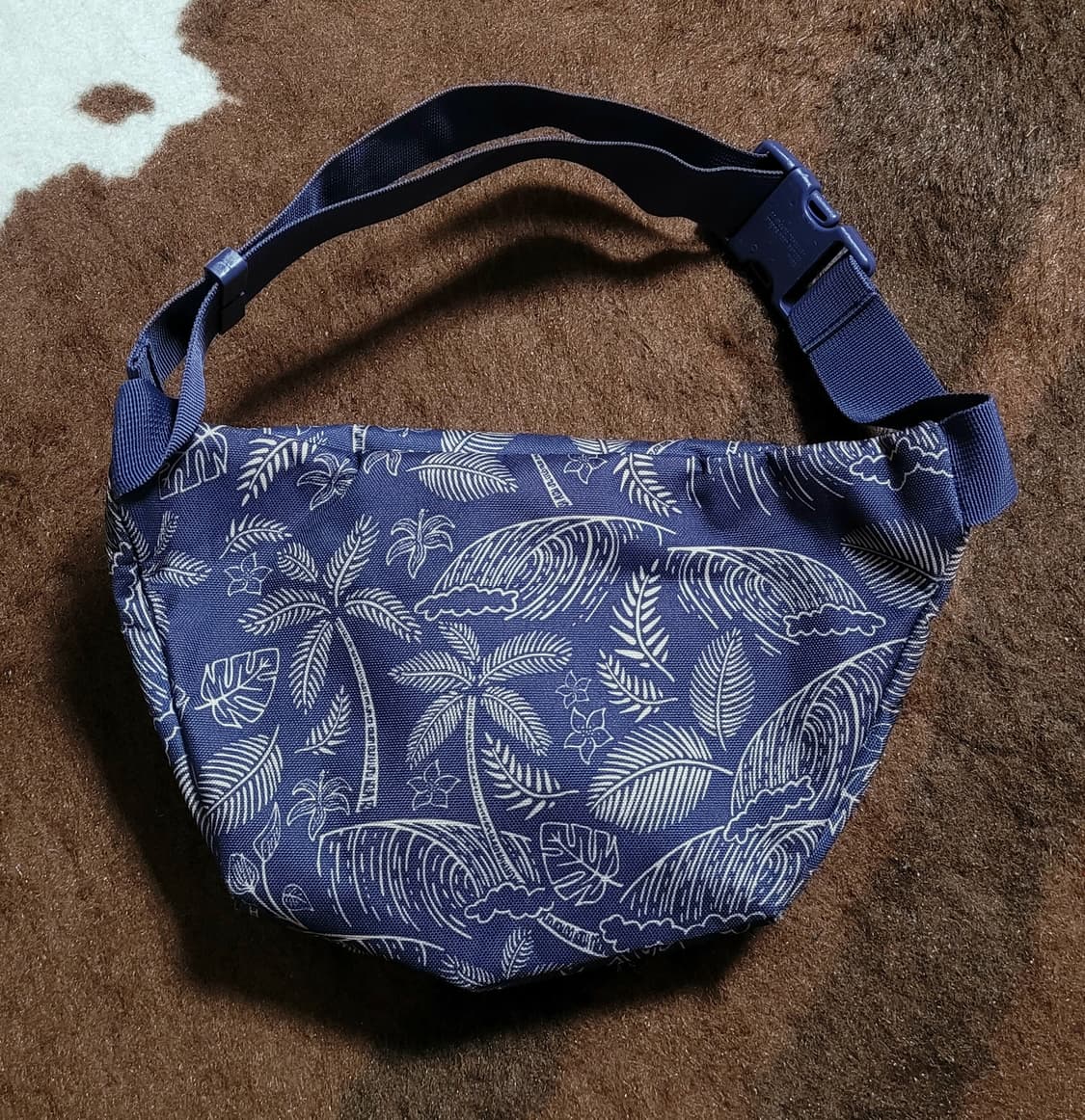 캐나다 Herschel Supply Co 힙색 상품이미지2
