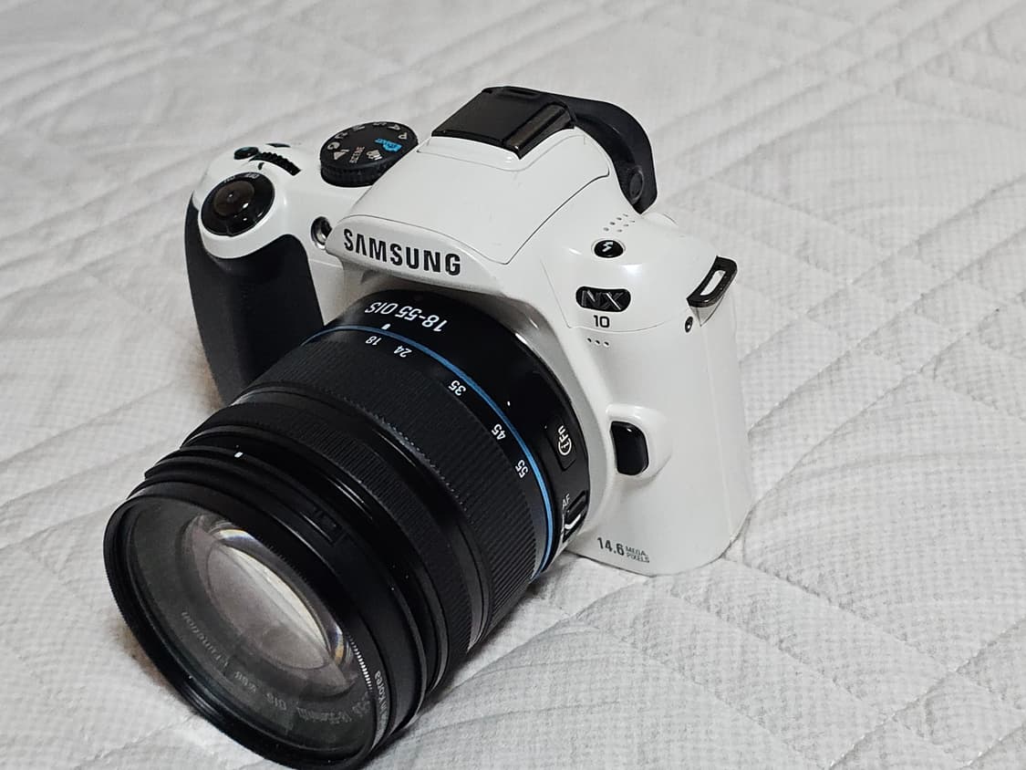 DSLR 감성, 삼성 NX10 미러리스 카메라 상품이미지3