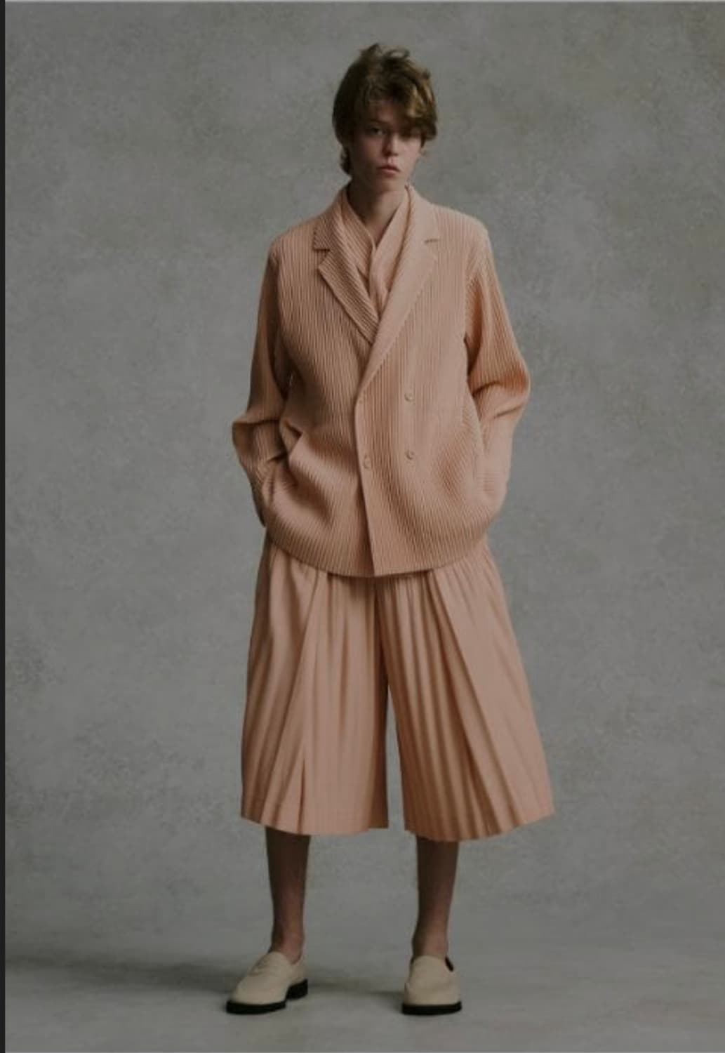 이세이 미야케 옴므 플리세 테일러드1 크룹 하카마팬츠 2사이즈 판매해요 상품이미지7