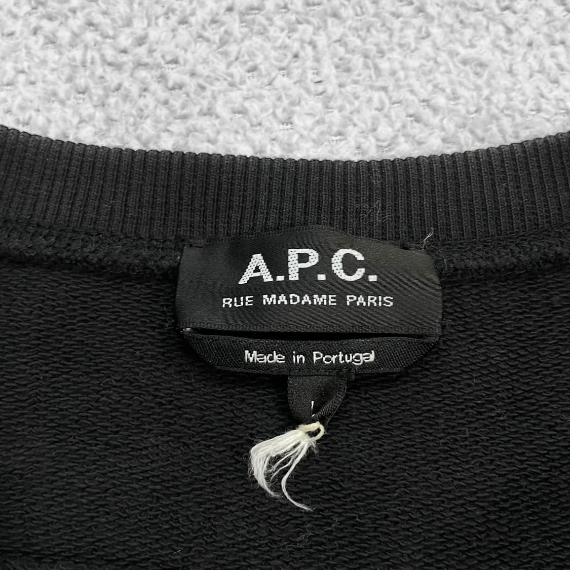 아페쎄 A.P.C 닐 패치 크루넥 맨투맨 블랙 상품이미지3