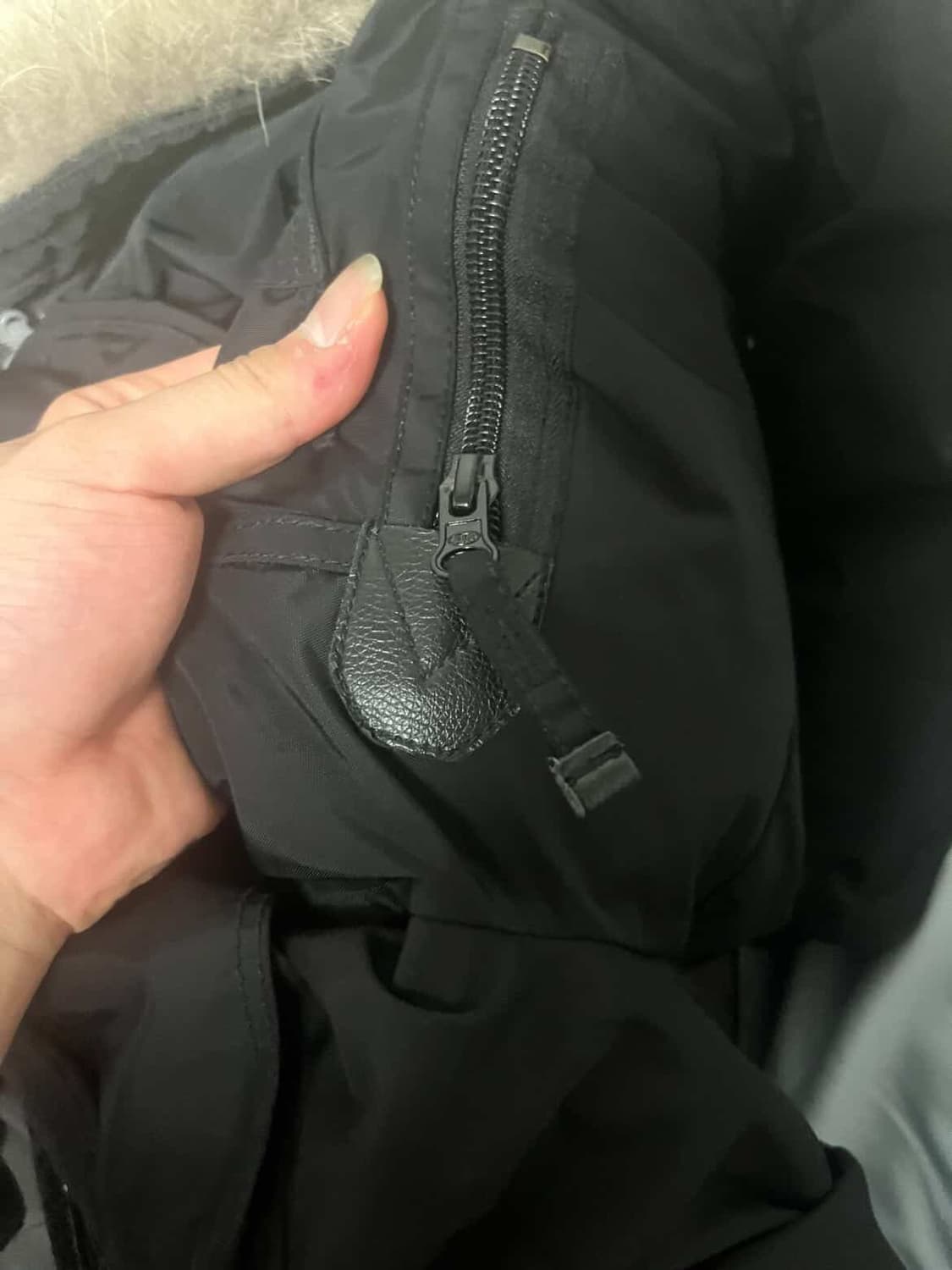 파라점퍼스 고비 마스터피스 패딩 S 판매합니다!!🤗 상품이미지5