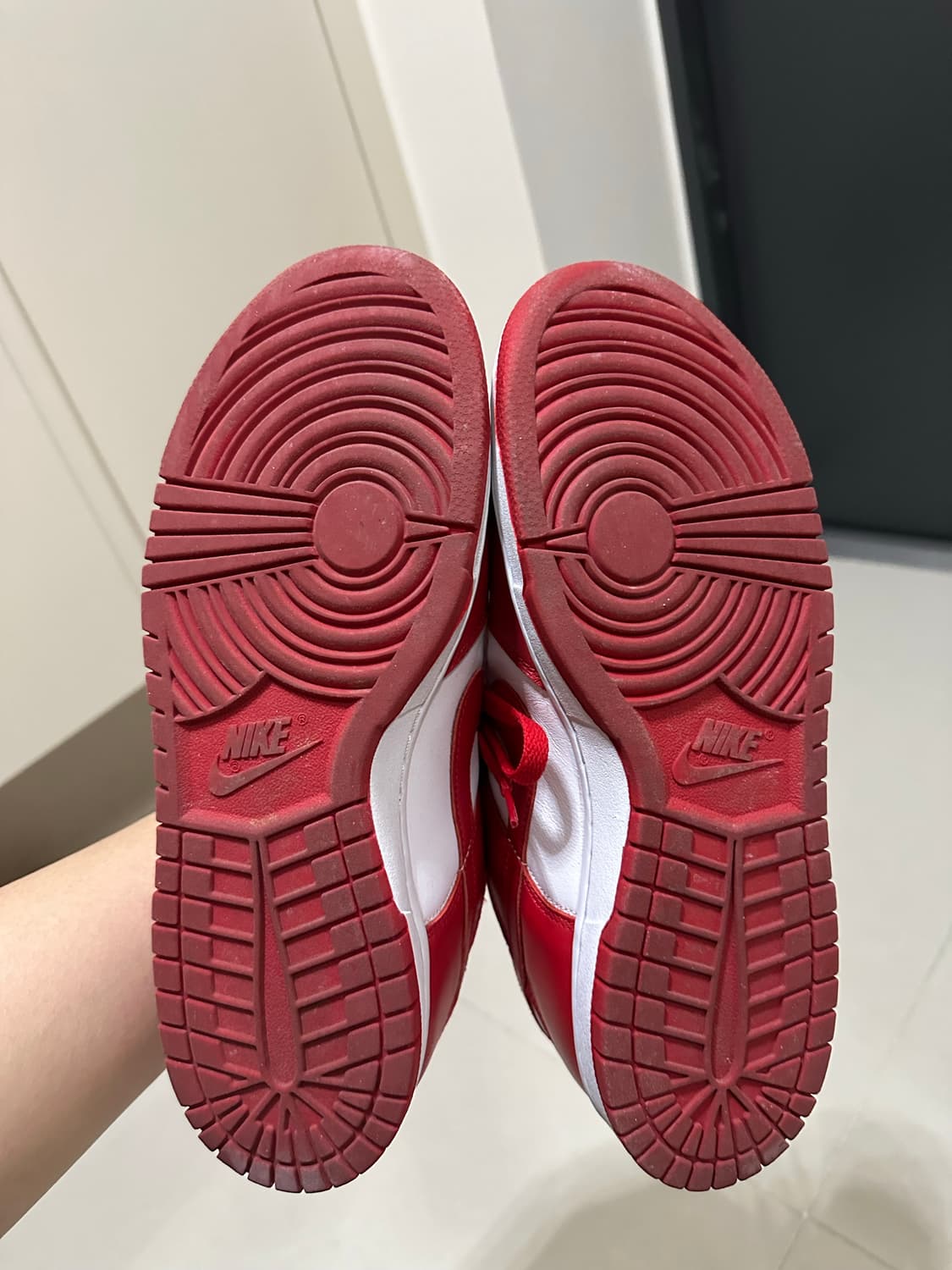 275 나이키 덩크로우 유니버시티레드 2023 상품이미지8