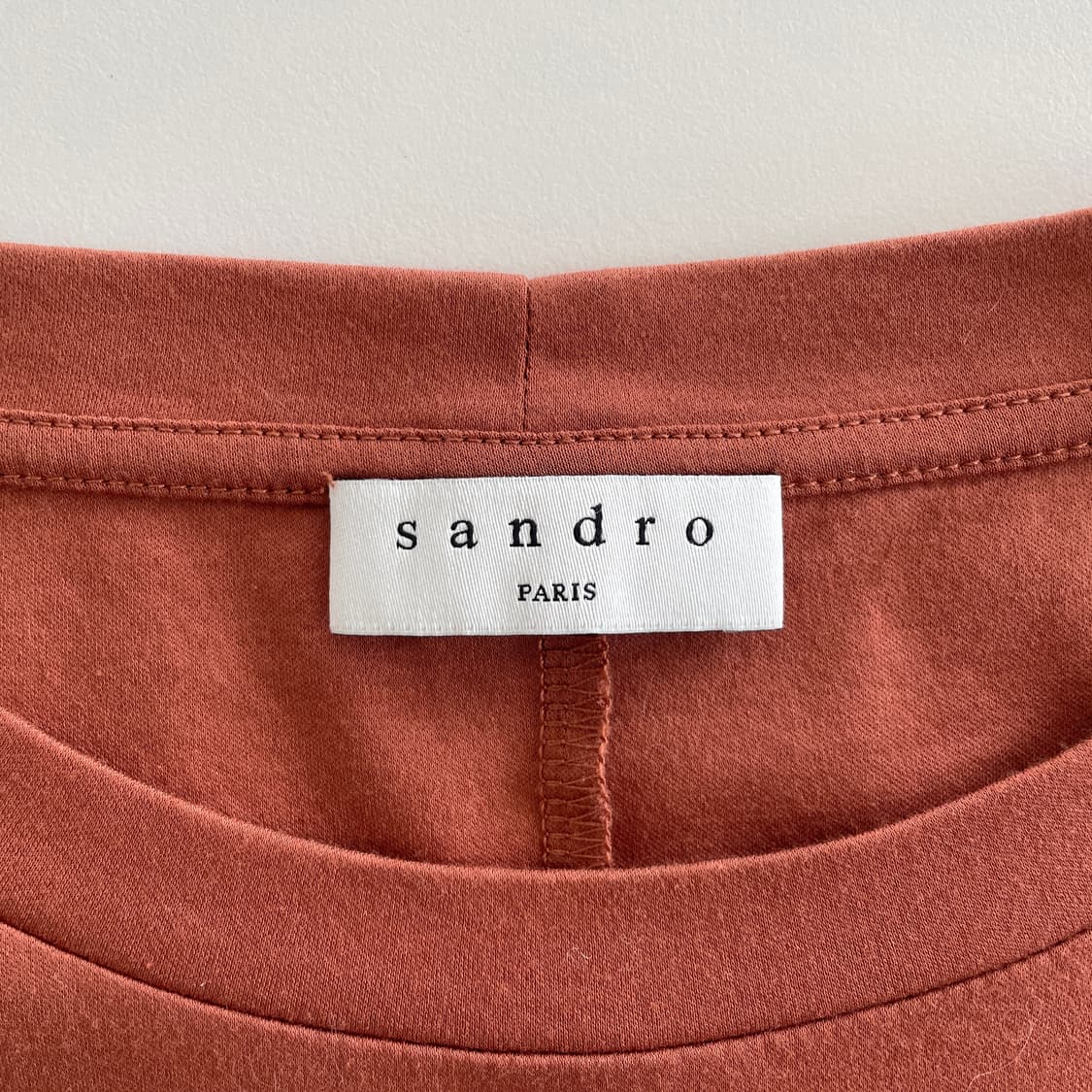 산드로 2,66 자수 로고 코튼 티셔츠 상품이미지7