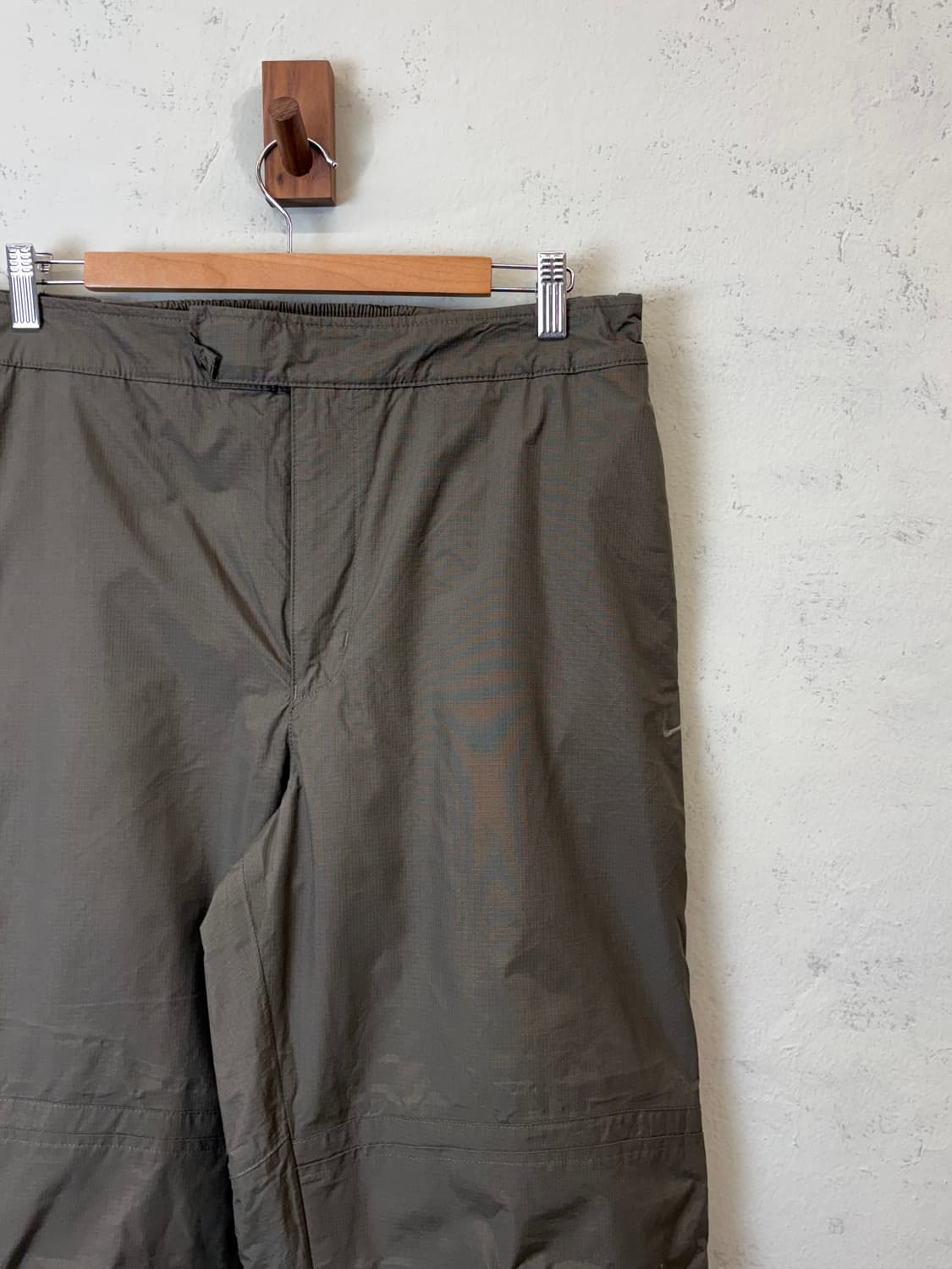 나이키 00s 올드스쿨 와이드 트랙팬츠 카키 상품이미지3