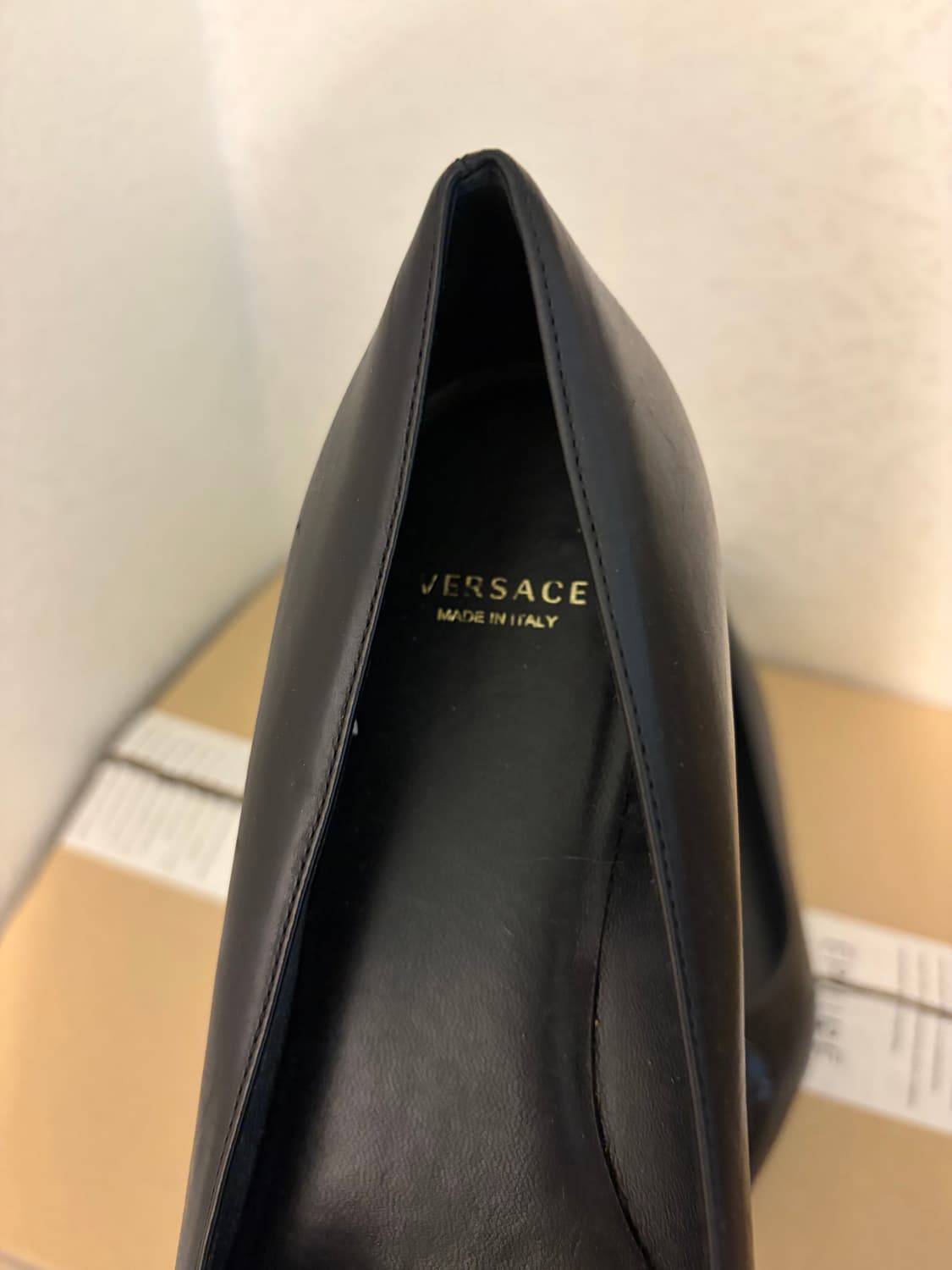 베르사체 플랫 슈즈 상품이미지2