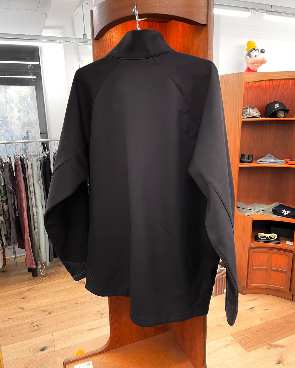 [XL] 몽벨 재팬 소프트쉘 다크 브라운 자켓 상품이미지4