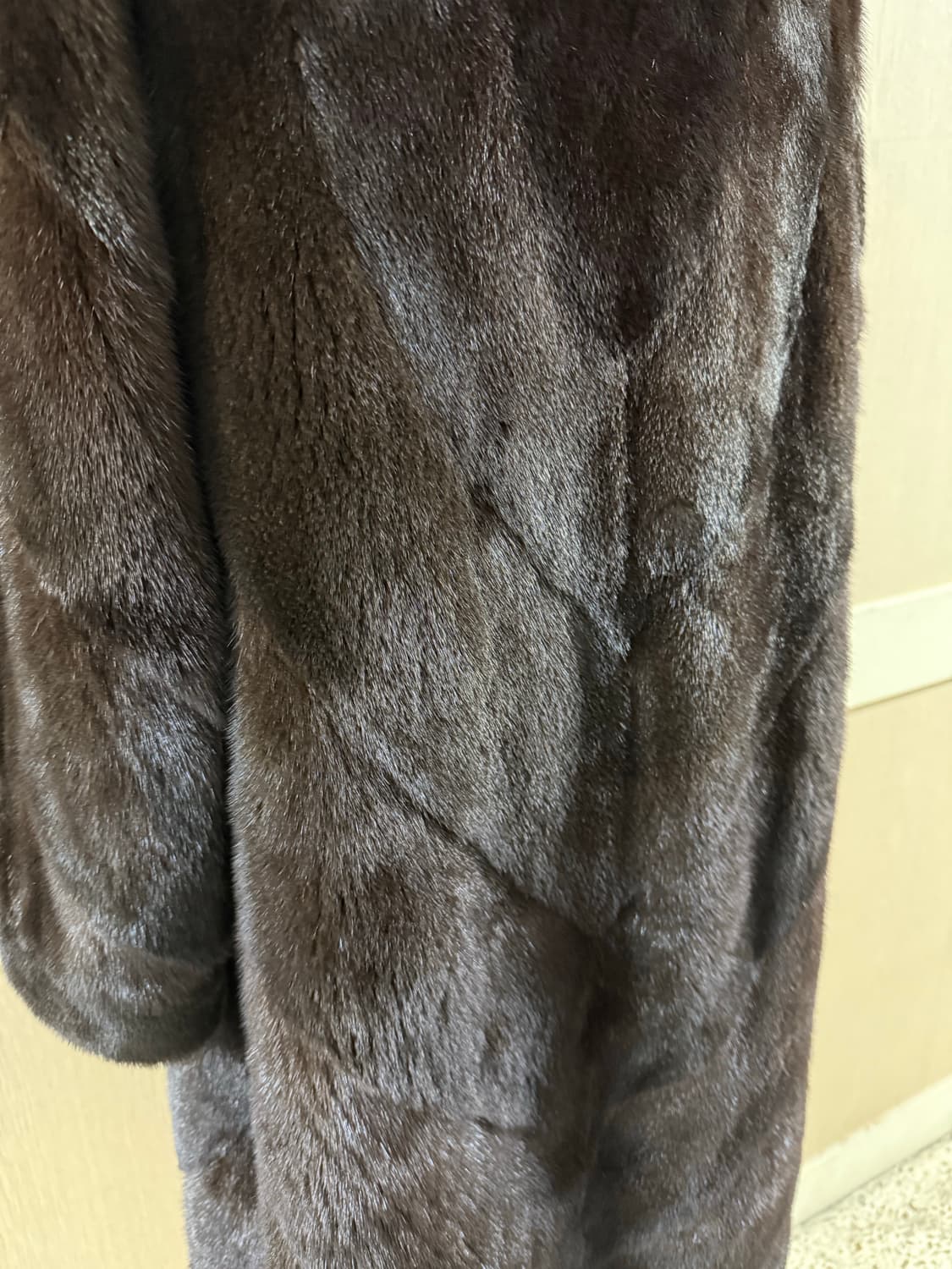 블랙그라마 풀스킨 롱 밍크코트 상품이미지3