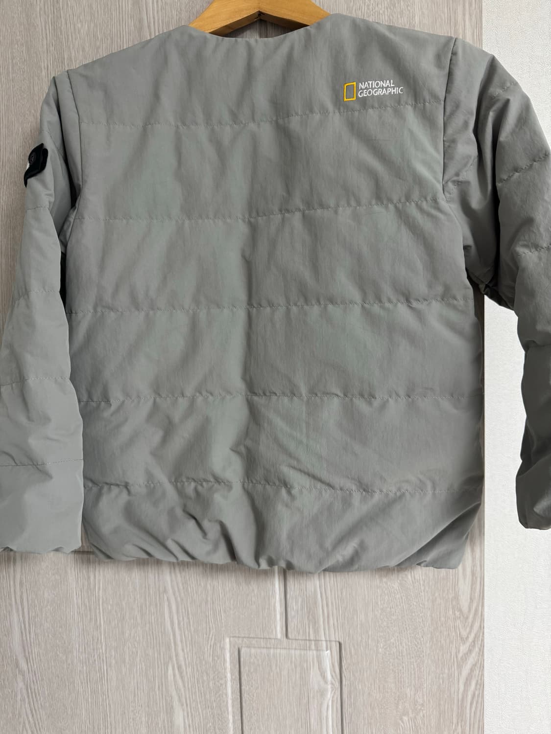 내셔널지오그래픽 키즈 경량패딩 130 라이트 베이지 상품이미지2