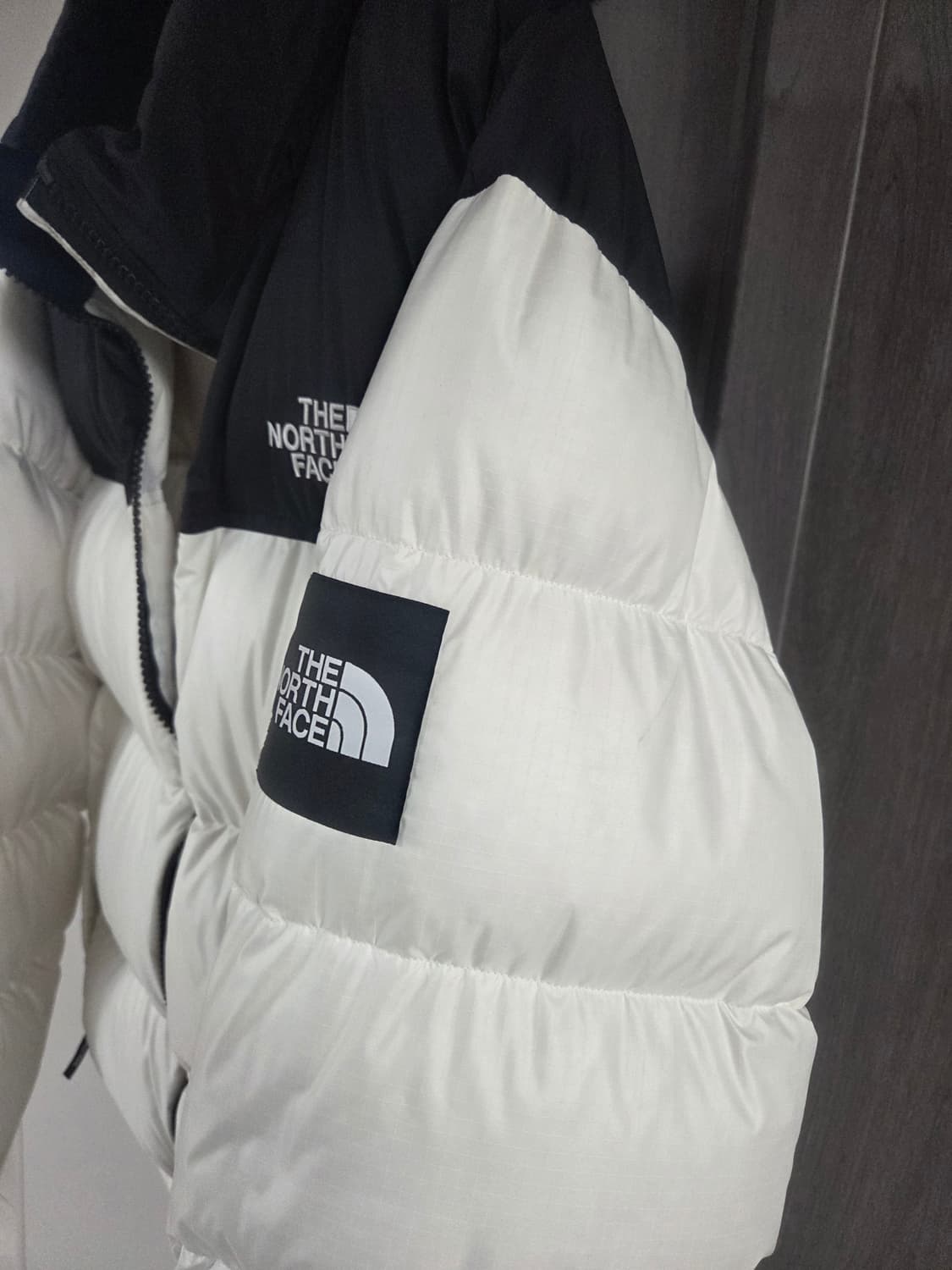 노스페이스 패딩 눕시(L) NJ1DQ51M 상품이미지3