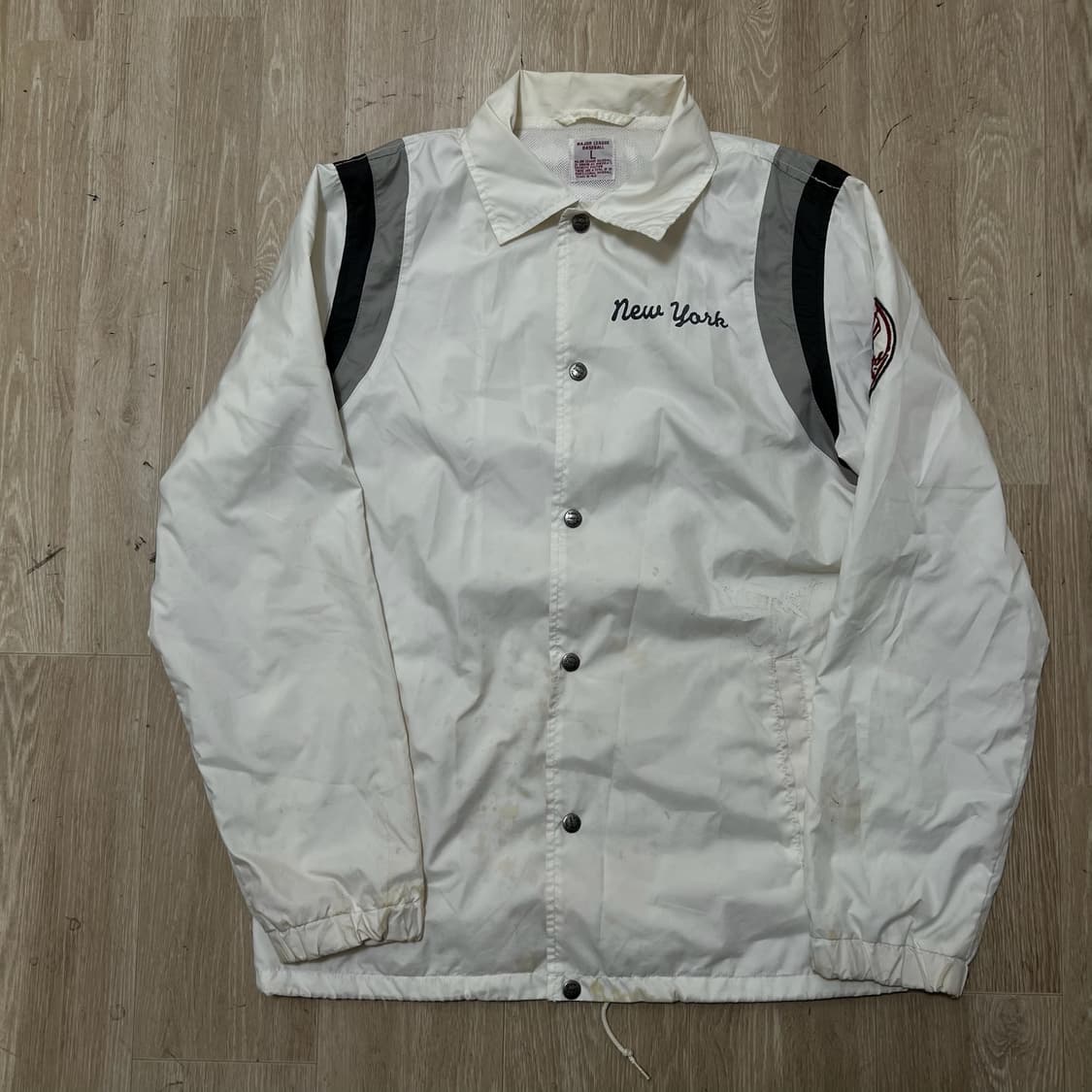 MLB 뉴욕양키스 로고 와펜 바람막이 코치자켓 L/100  상품이미지1