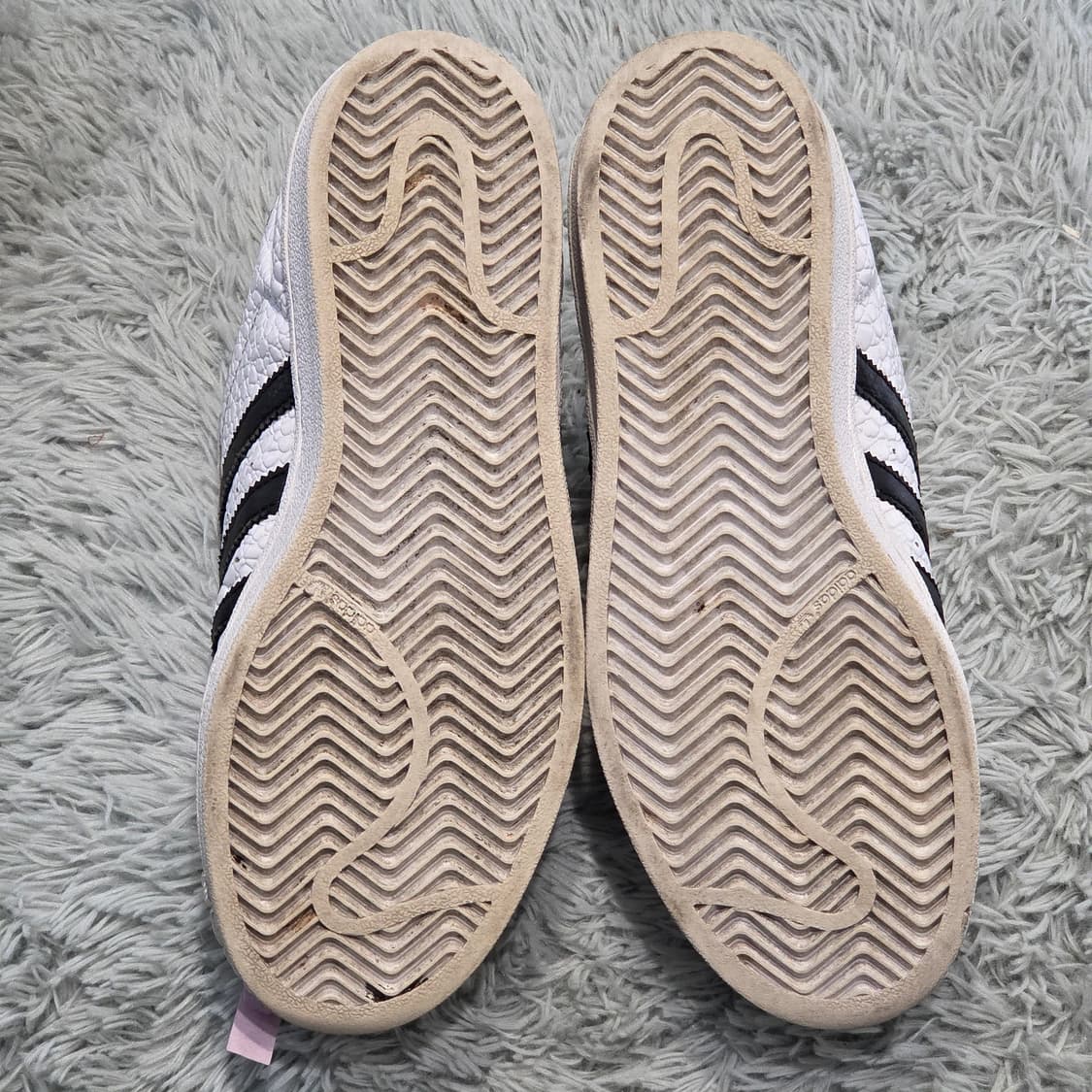 6a-7:아디다스 슈퍼스타 파이톤 패턴 화이트 블랙(225)-세탁 상품이미지9