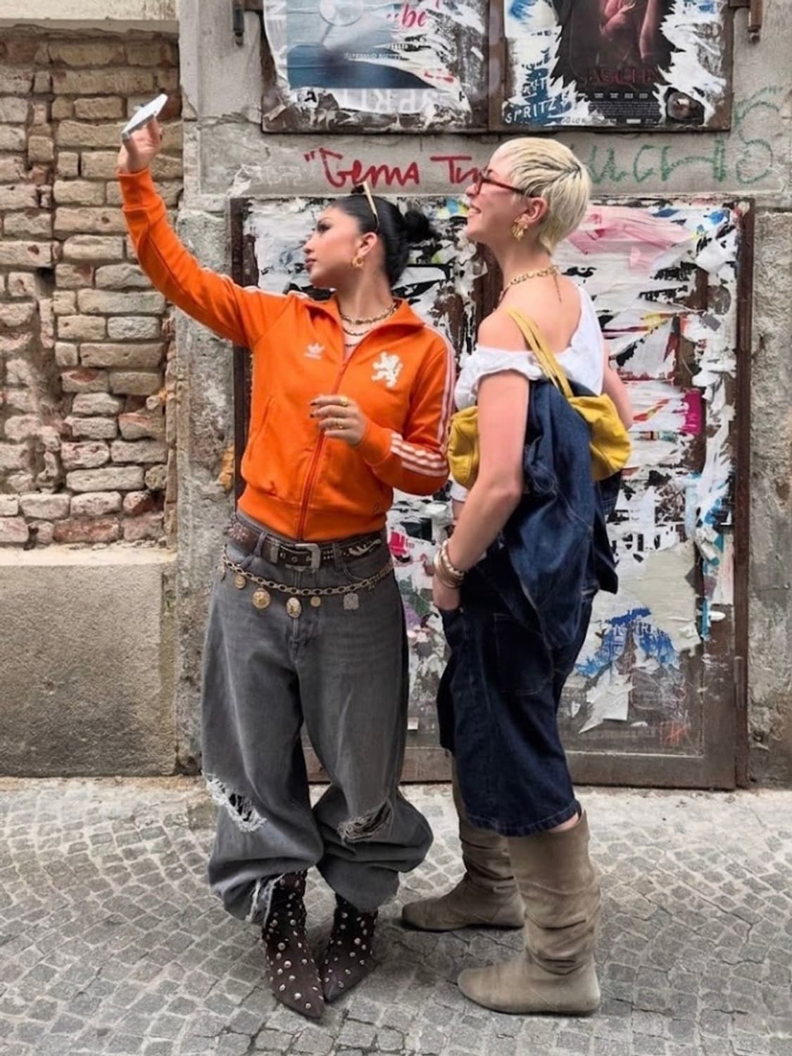 아디다스 x FIFA 올드스쿨 네덜란드 국대 트랙탑 저지 상품이미지1