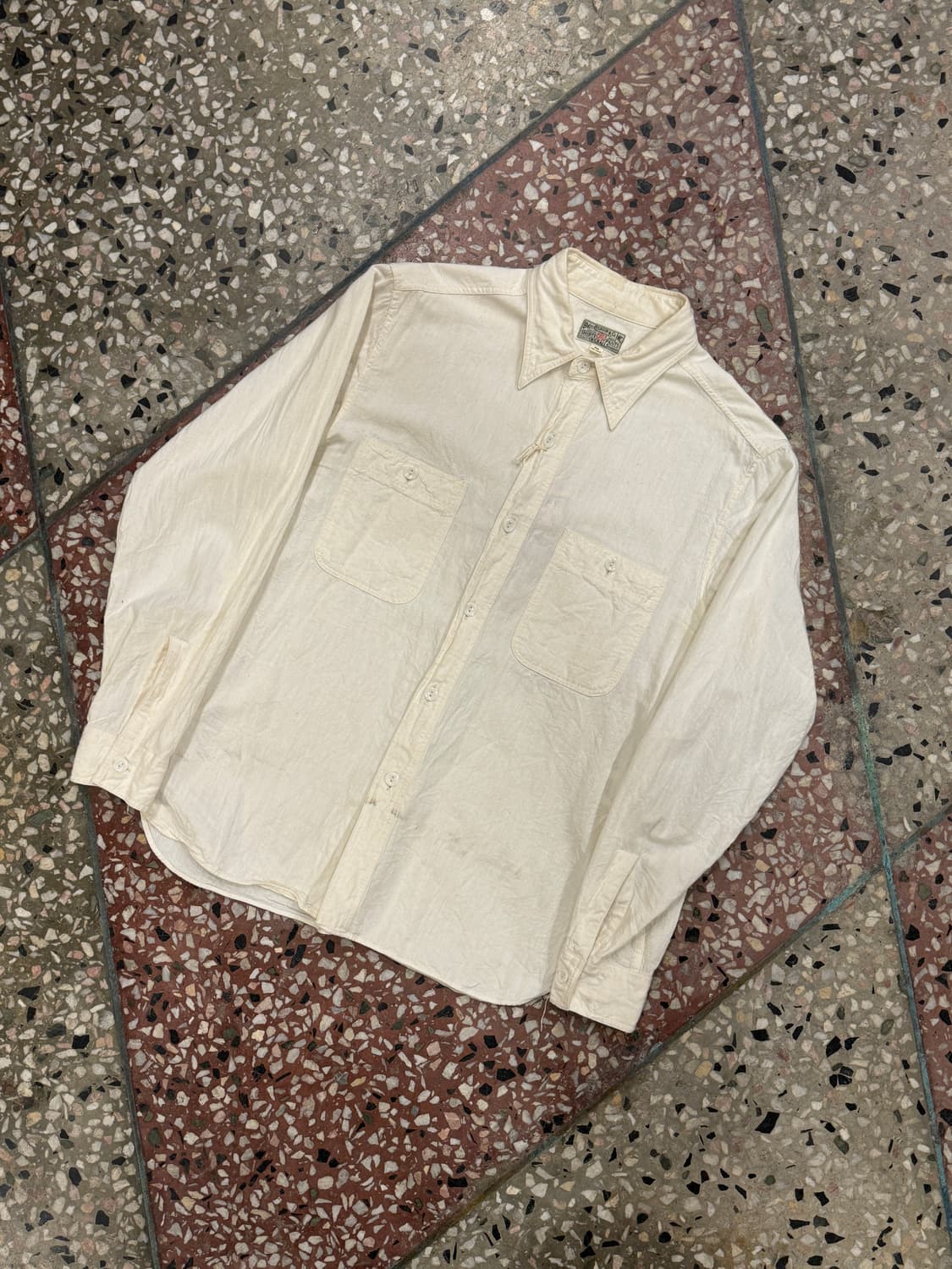 버즈릭슨 화이트 샴브레이셔츠 (15.5) 상품이미지2