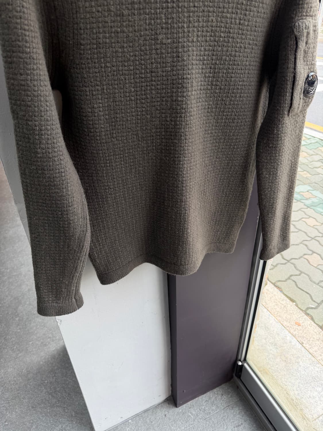 .95/ CP컴퍼니 23-24FW 와플 크루넥 램스울 니트 상품이미지5