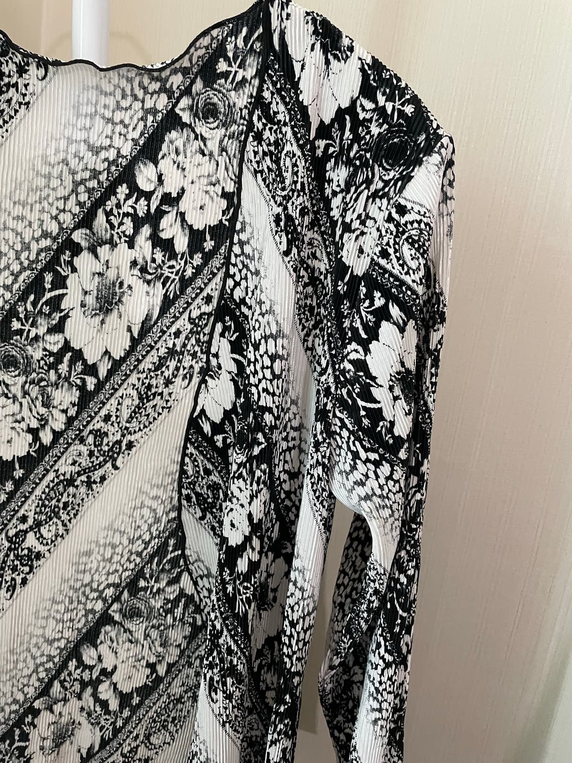 빈티지 플리츠 플라워 가디건  상품이미지4