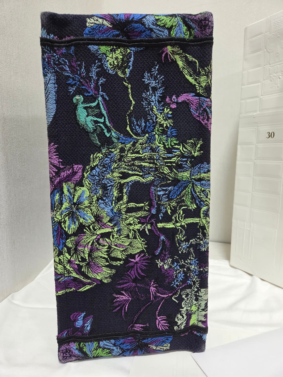 [새상품급] 디올 북 토트 백 뜨왈드주이 블루 멀티컬러 Medium 상품이미지10