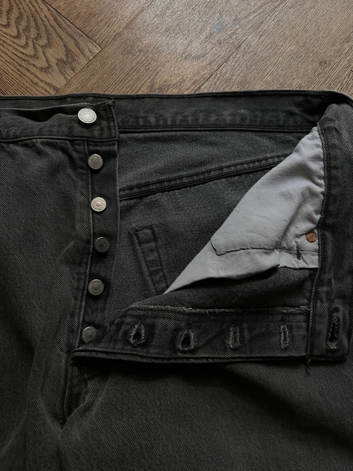 [38]90's 리바이스 501 USA Made 흑청 데님 팬츠 S13 상품이미지3