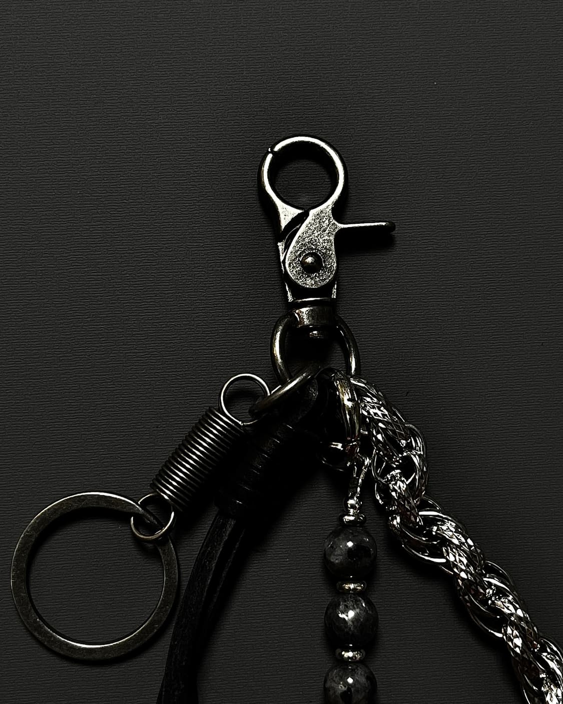 트위스트 체인 테슬 키링 상품이미지2