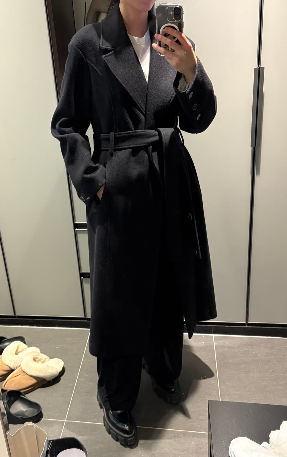 앤더슨벨 블랙 롱코트 상품이미지1