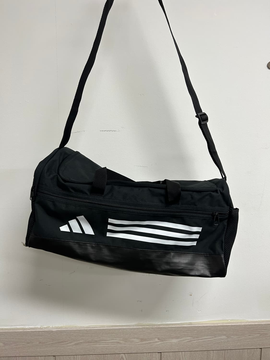 아디다스 블랙 더플백 스포츠 가방 상품이미지2