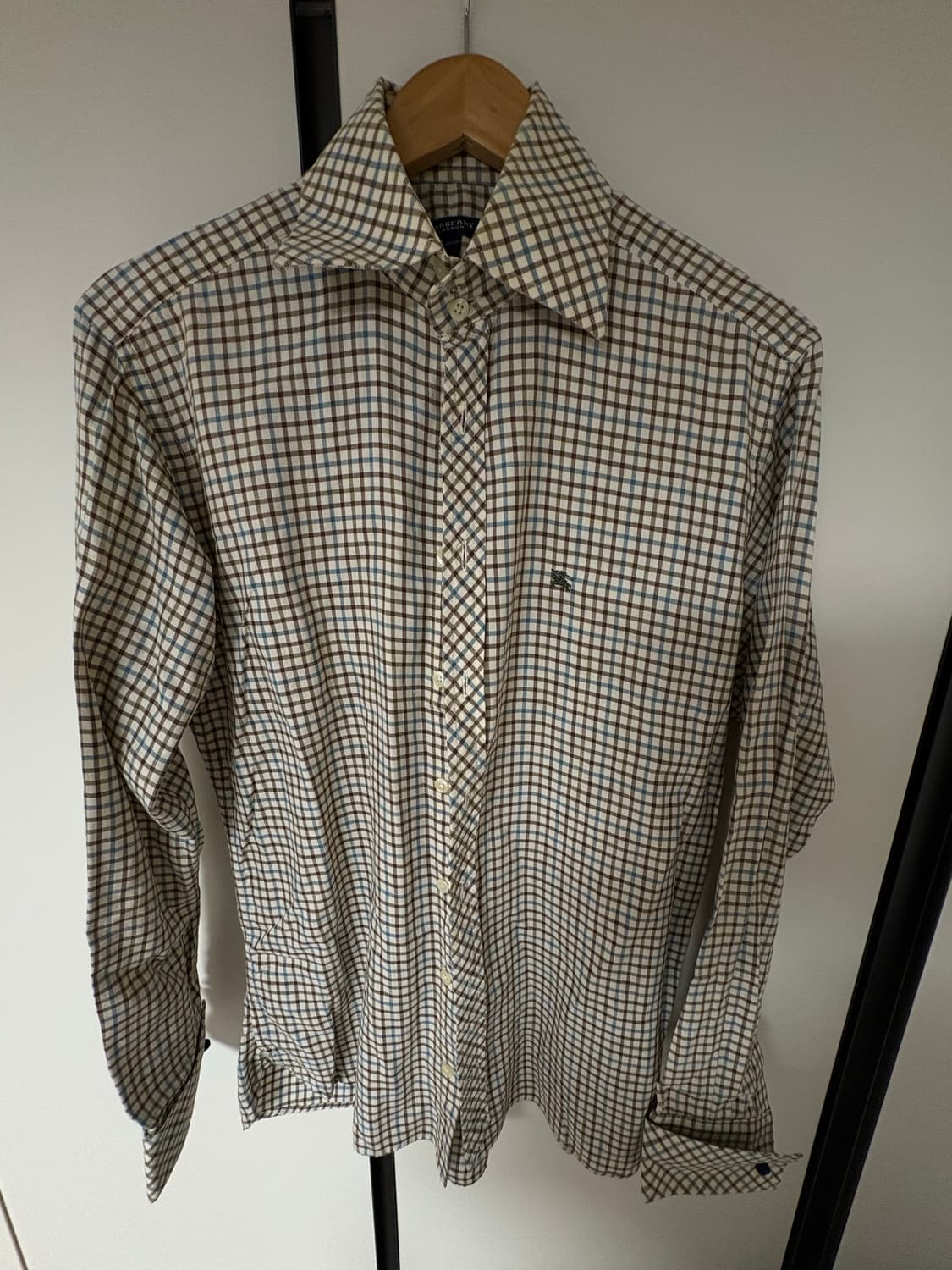 버버리 체크 셔츠 상품이미지1