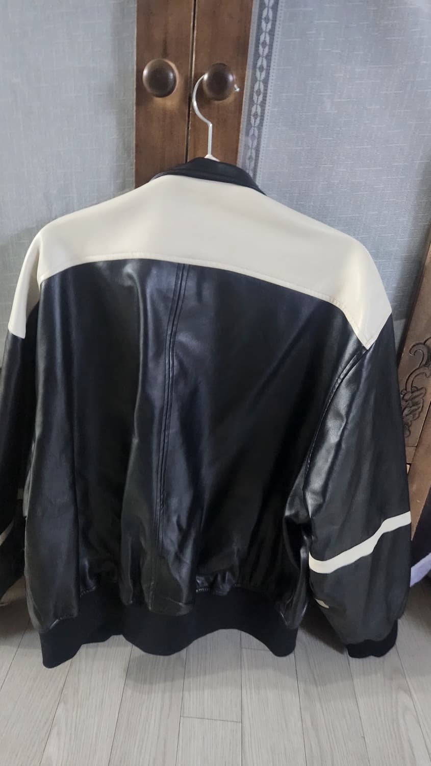 KIIMUIR 비건 래더자켓 상품이미지2