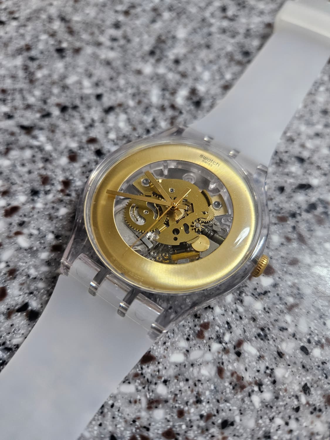 스와치 빈티지 골드젤리 모델 상품이미지1