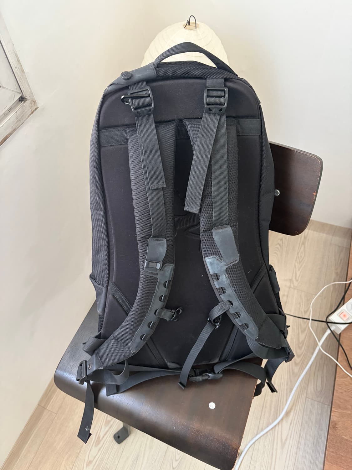 아크테릭스 아로 22L 블랙 상품이미지2