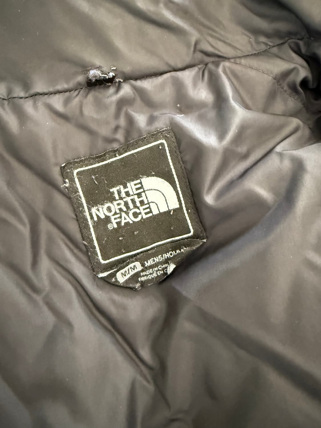 노스페이스 눕시 700 패딩 판매합니다 M
블랙 상품이미지4