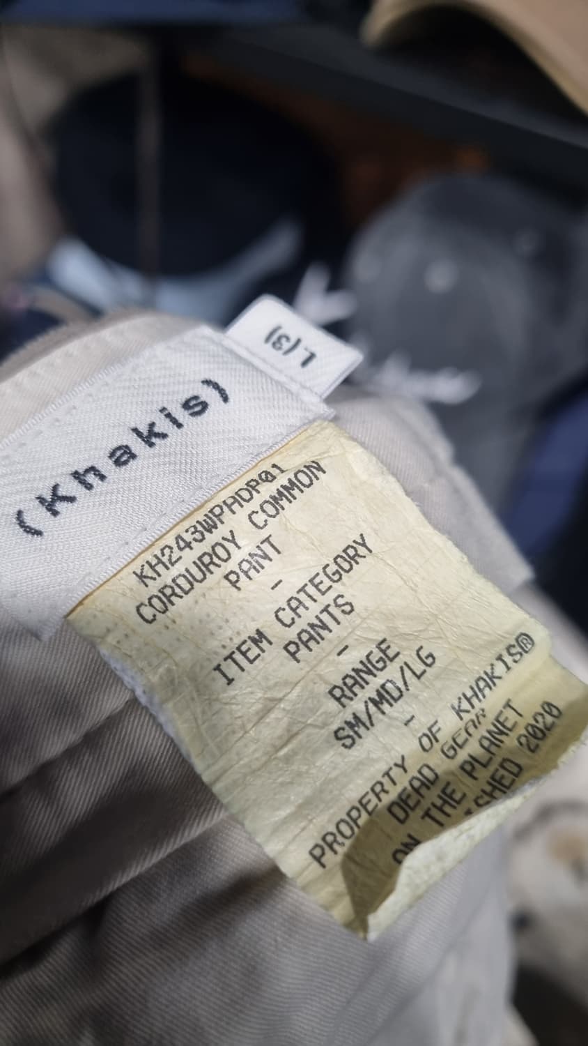 카키스 투턱 골덴바지 허리단면43(33) 총장102 상태10/8 상품이미지3