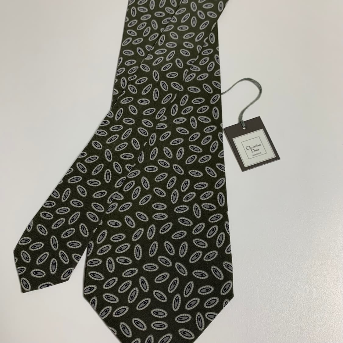 크리스찬 디올 택 달린 미품 명품넥타이 A+등급 8.5cm 상품이미지4