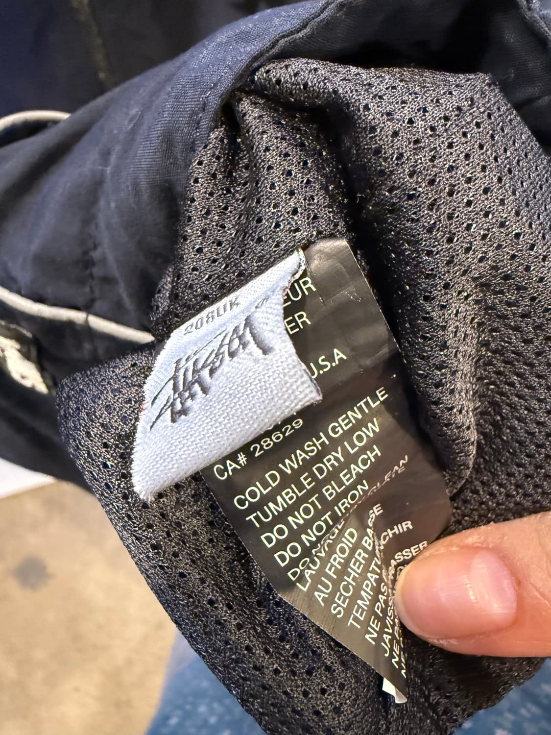 스투시 기어 블랙 바람막이 상품이미지4