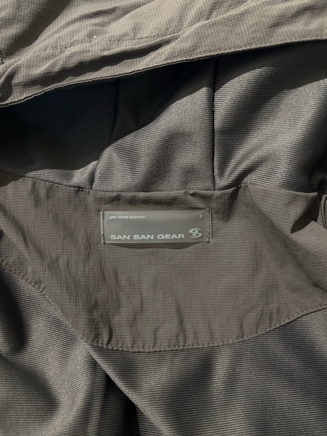 산산기어 이클립스 포켓 자켓 애쉬 브라운 - 23FW 3사이즈 상품이미지4