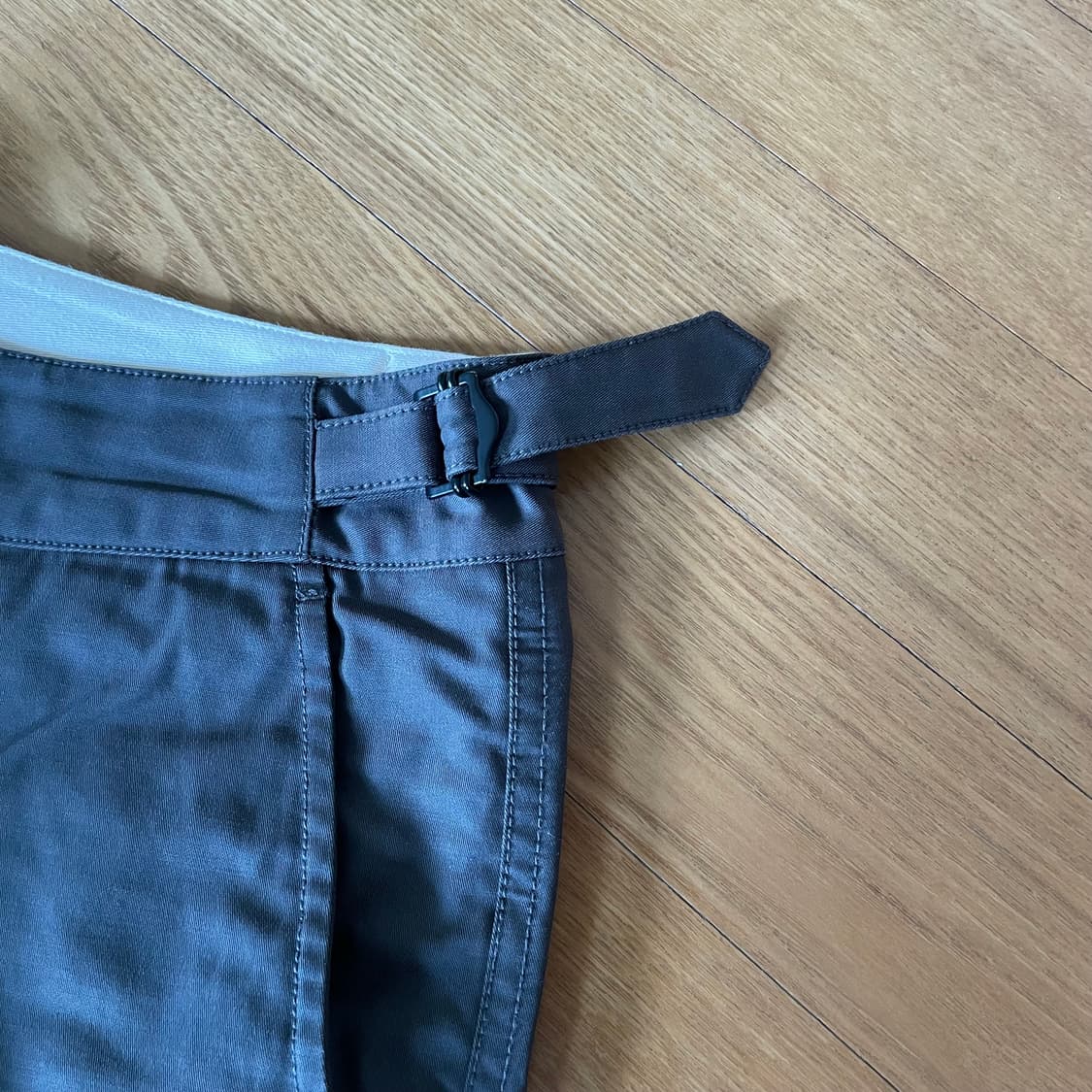 비헤비어 브라운팬츠 상품이미지3