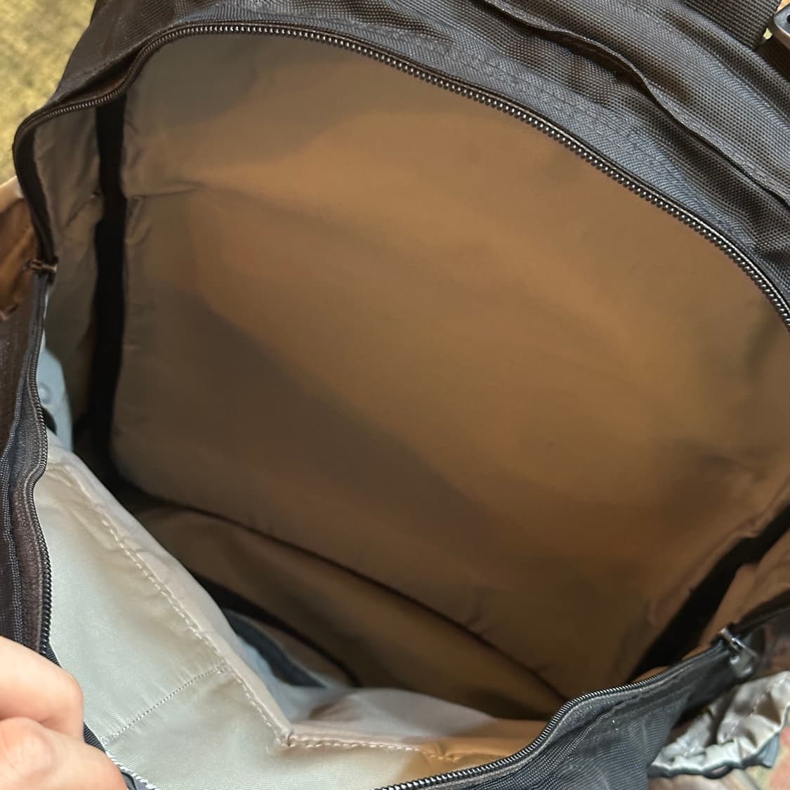 노스페이스 먼데이즈 백팩  상품이미지8