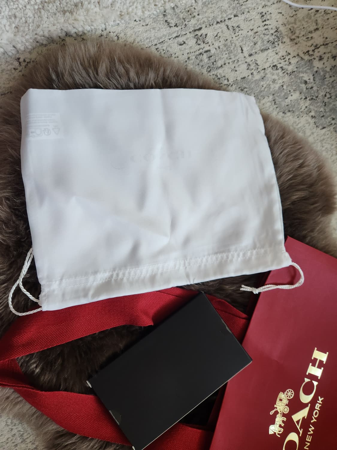 코치 x 마땡킴 폰 스트랩 신품 미개봉 선물용 상품이미지3