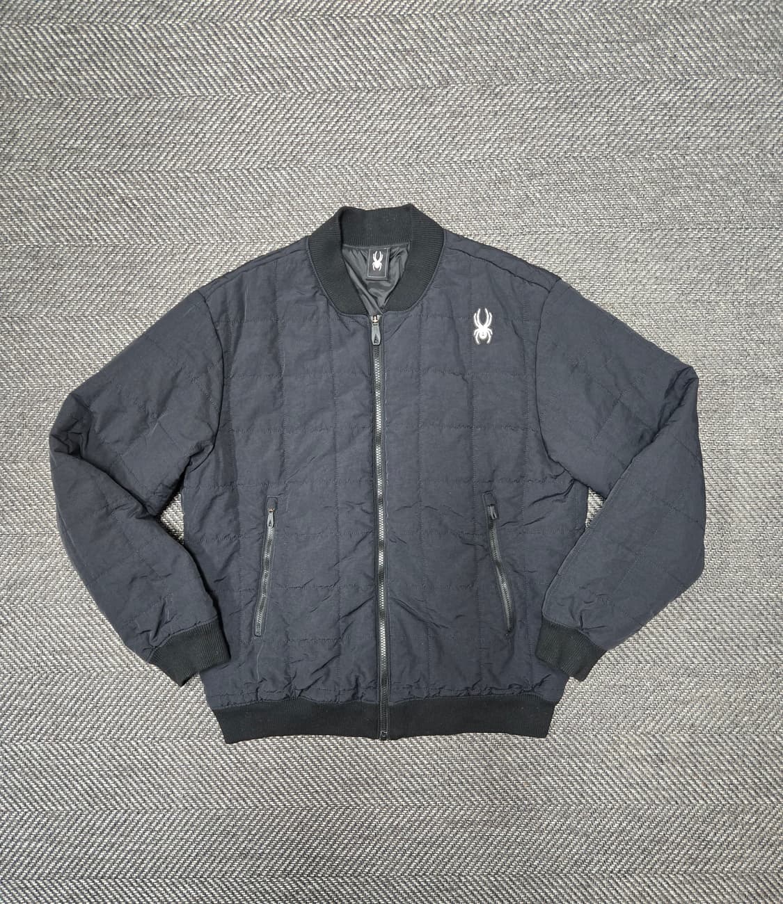 스파이더 봄버 자켓 블랙 라이프 스타일 스퀘어 퀼팅 자켓 상품이미지1