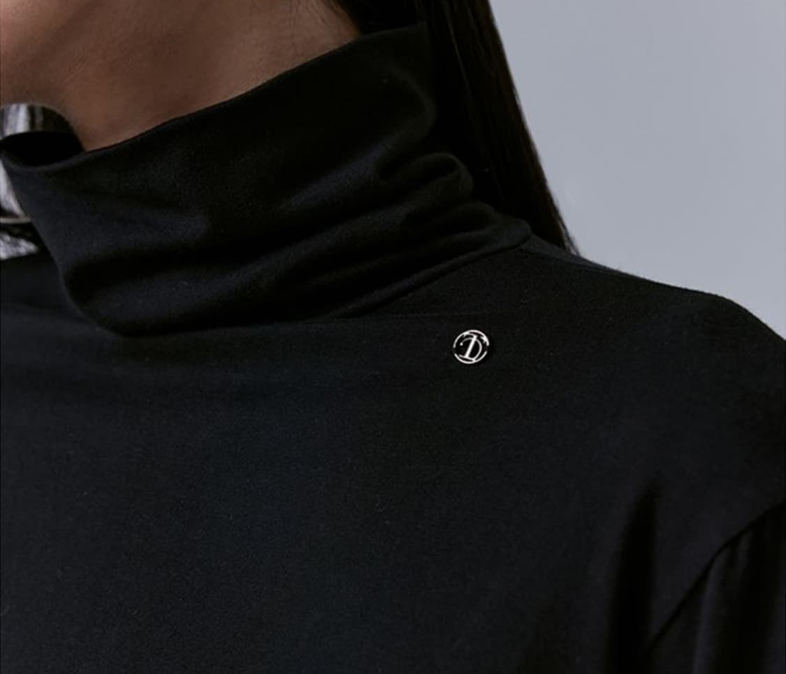 High-neck Finger Hole Long Sleeve 상품이미지1