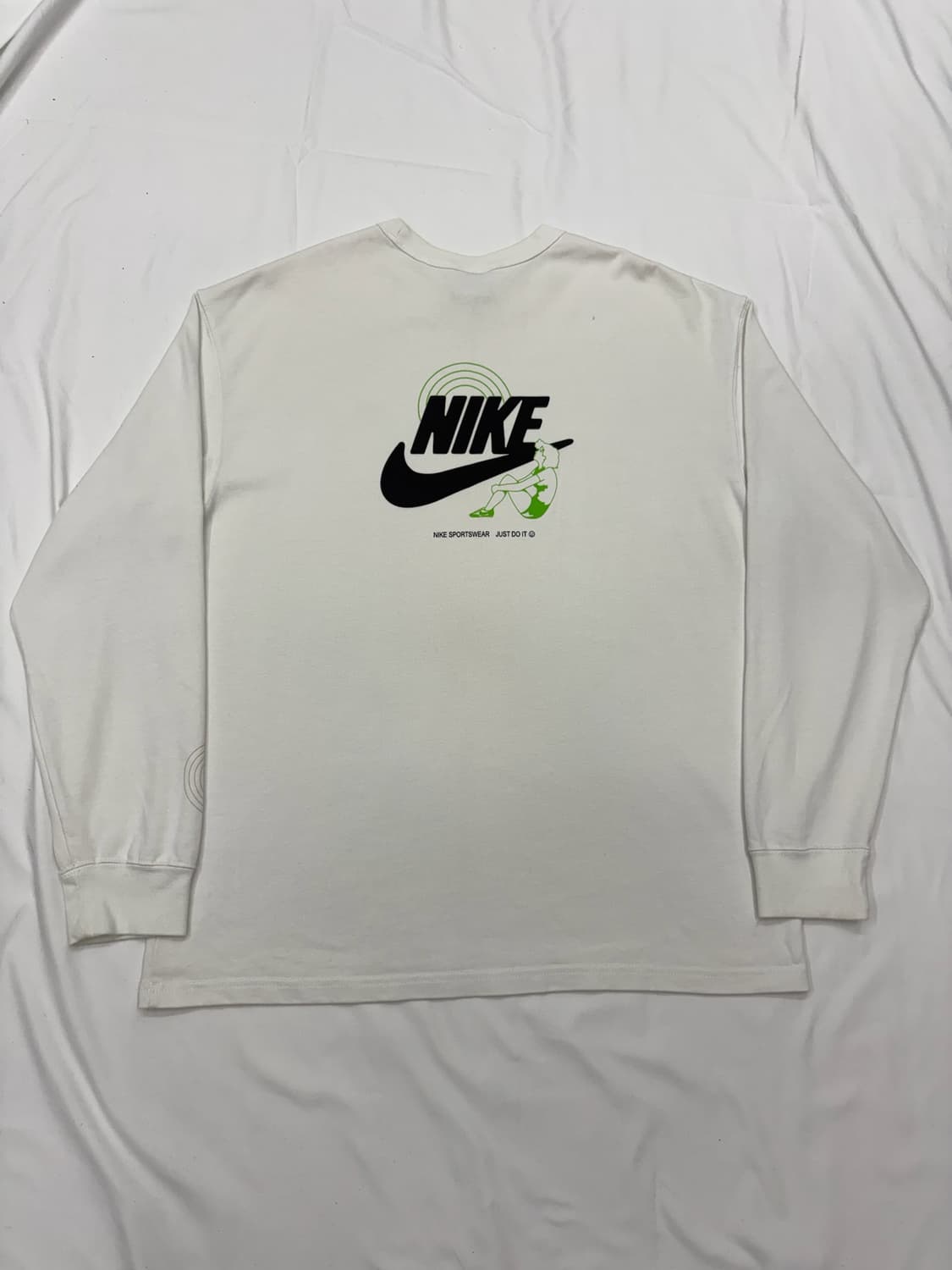 나이키 NSW 스우시 롱스리브 긴팔티 상품이미지1