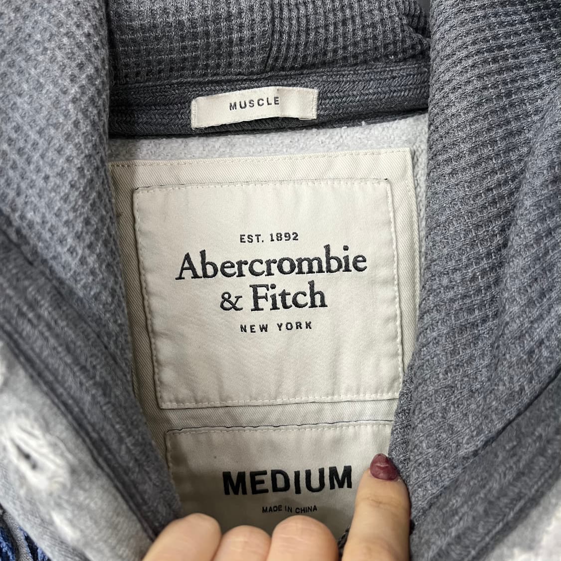 아베크롬비 자수로고 그레이 후드티 상품이미지5