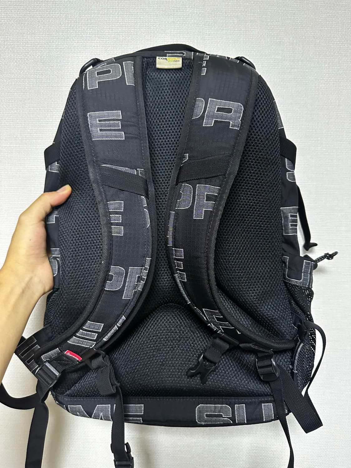 슈프림 백팩 21FW 상품이미지2